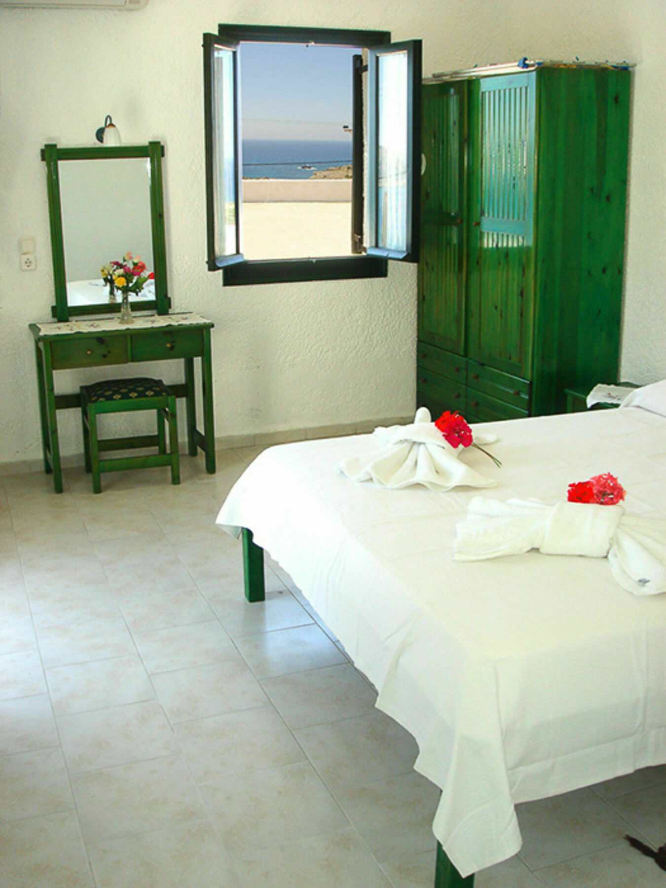 Finiki View Hotel Apartments ภายนอก รูปภาพ